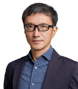 Dr. David Hong