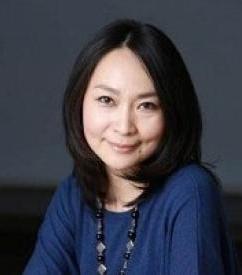 马珮玉女士 Ms. Claudia Ma